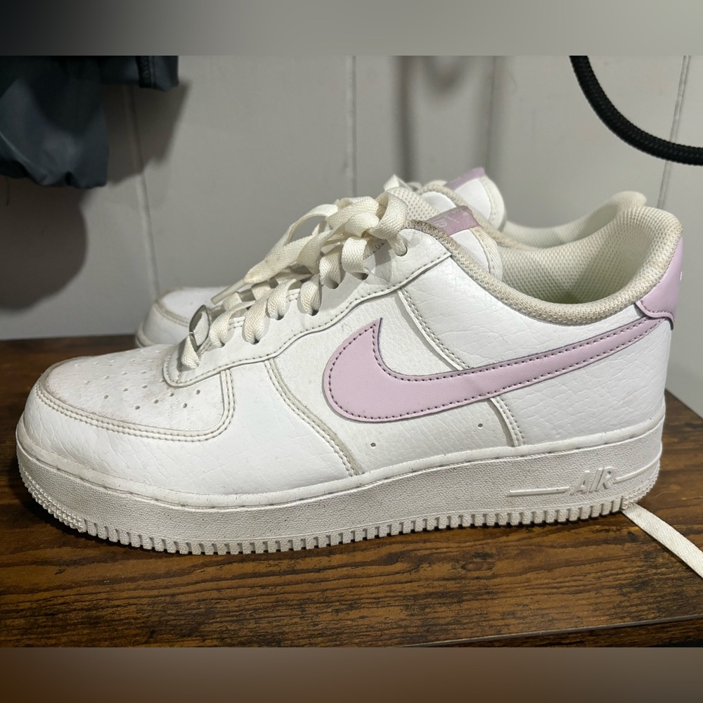 Like new Nike Air Force 1’s
